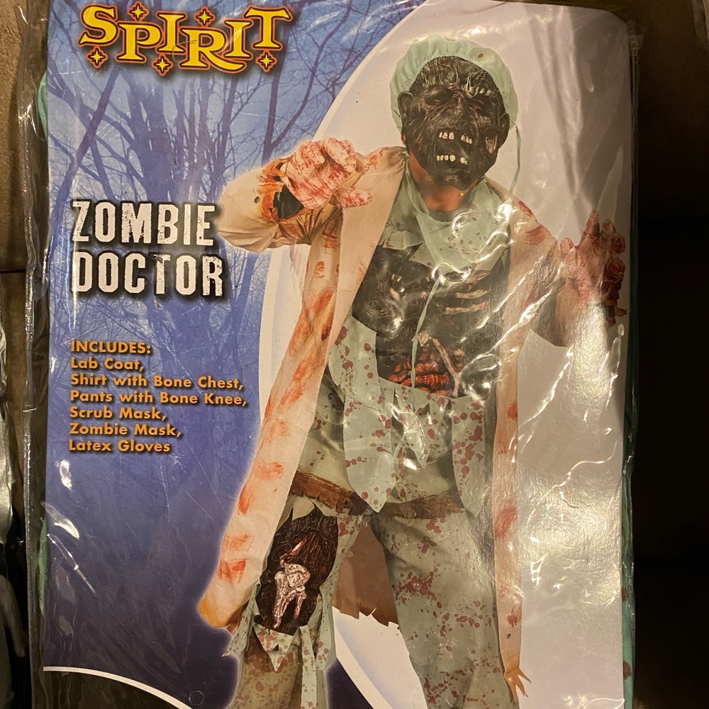 Zombie doctor boys size medium 8-10